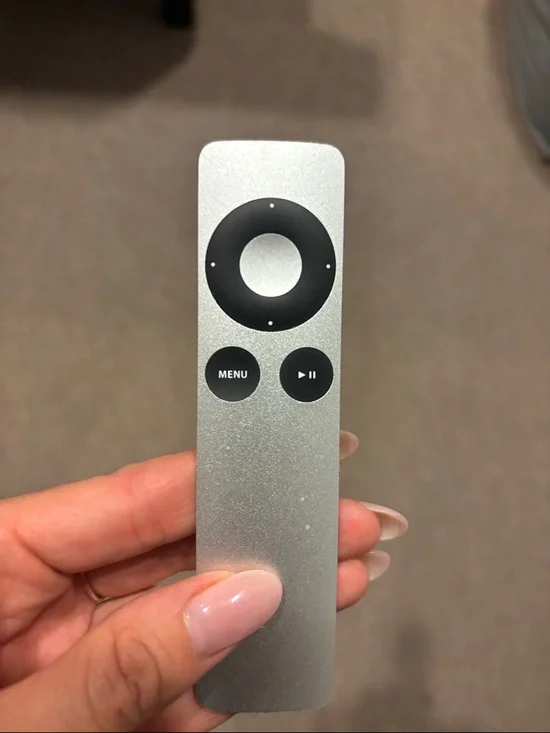 Apple TV Remote - Picture 2 of 3